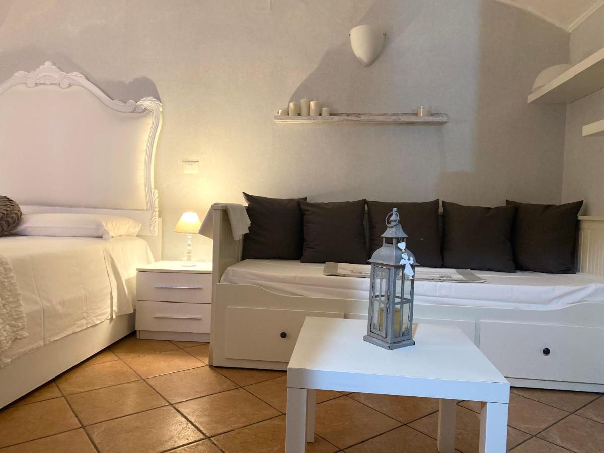 Casa Ninetta - Spaccanapoli - Il Tipico Pianterreno Della Napoli Antica! Extérieur photo