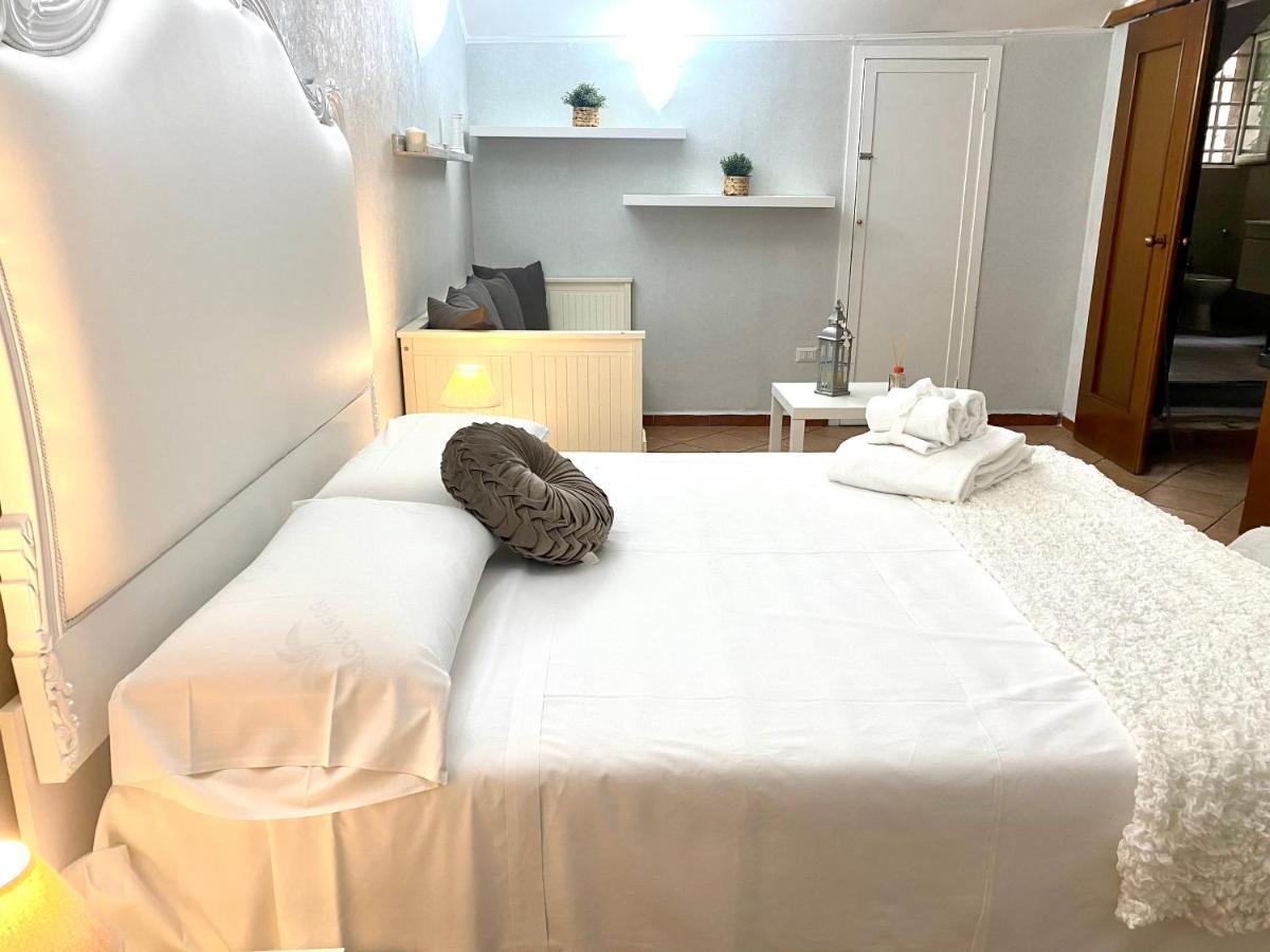 Casa Ninetta - Spaccanapoli - Il Tipico Pianterreno Della Napoli Antica! Extérieur photo